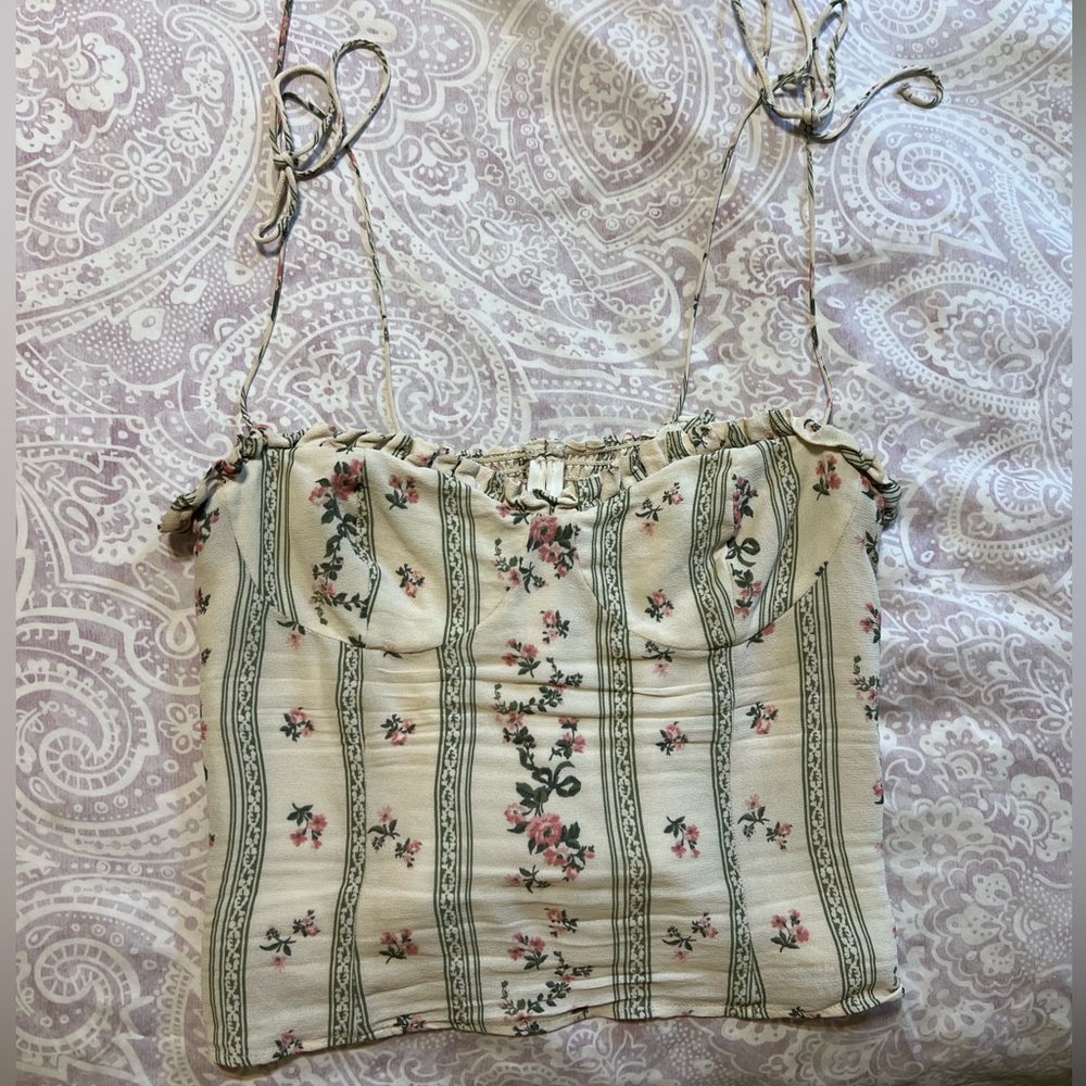 Reformation Novena Top Size 4 - Picture 2 of 5